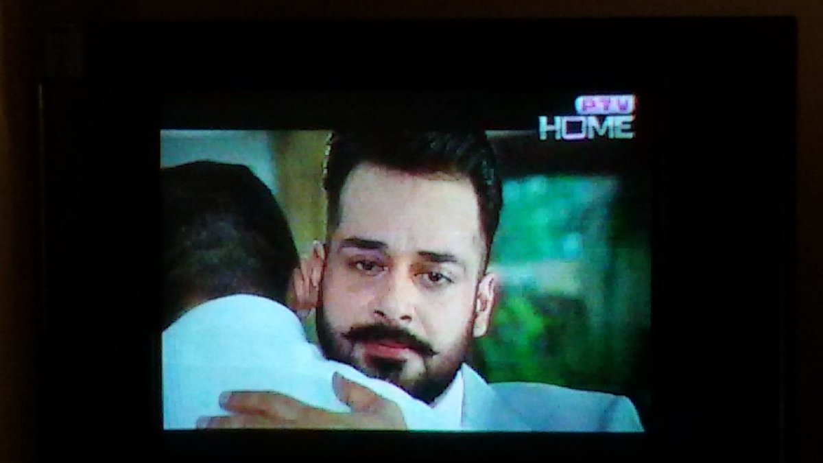 shenyfidai1's tweet photo. Yayyyy #sundays r #best #BM #watching #LoveBM #LoveFQ #basharrockπππππ https://t.co/XvjZUFJmSt