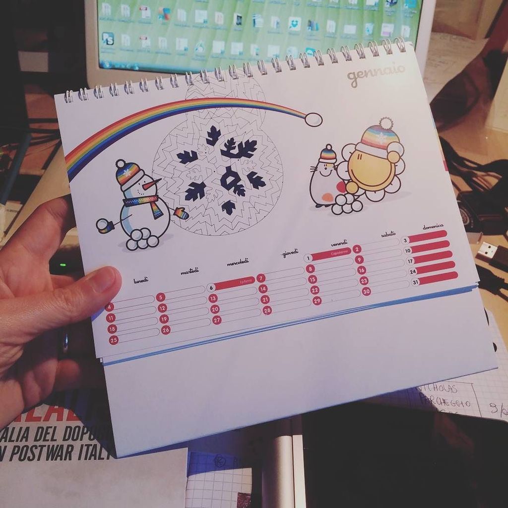 eltubaro's tweet photo. Io felice con il calendario @behappyproject ๐
Il #behappyproject funziona!!!
#Pordenone https://t.co/To1ihlIh7e https://t.co/sOsmYIeh4q