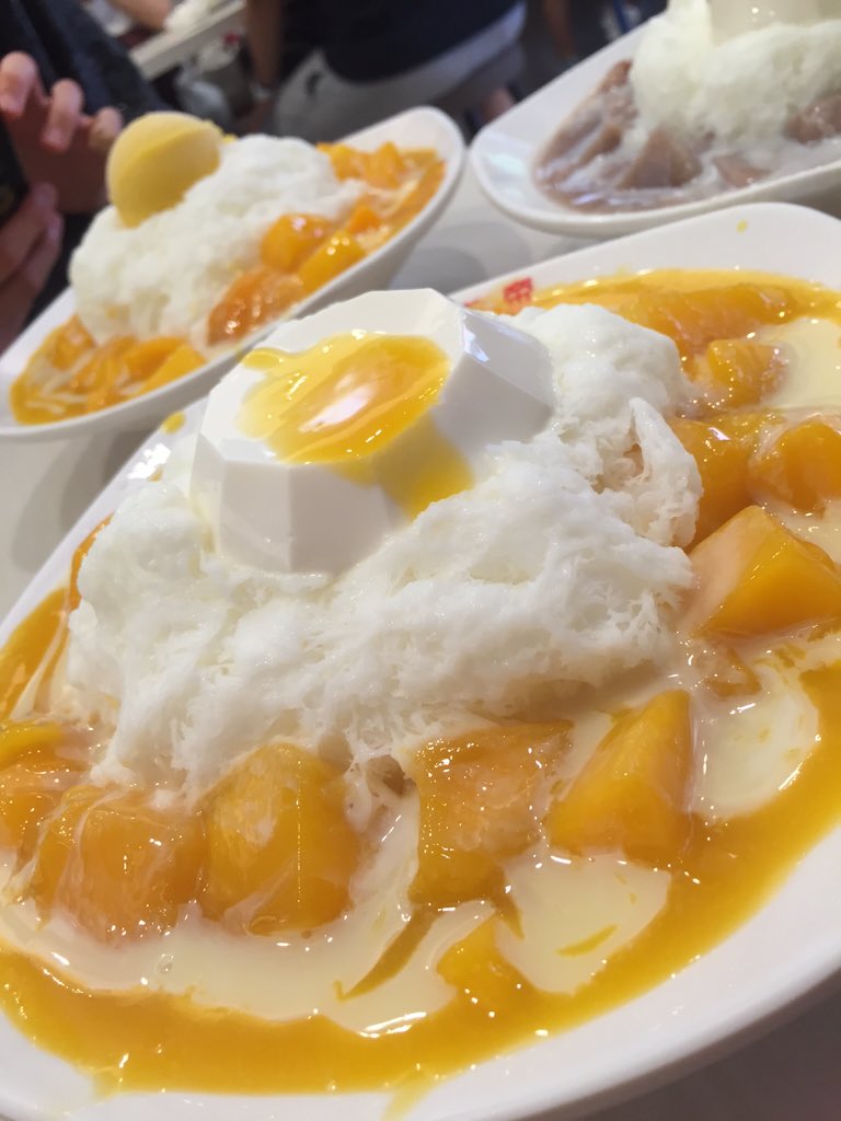 moeazukitty's tweet photo. 「マンゴーかき氷☆」https://t.co/k44twdpYcB
食べまくり旅♡ #もえあず #ロシアン佐藤 https://t.co/MLABqJ62b4