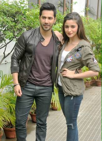 jesekys's tweet image. forgot how cute these two are @Varun_dvn @aliaa08 #varia #valia #otp