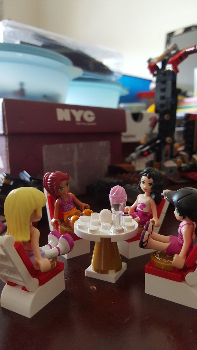 Benjamin tweet media