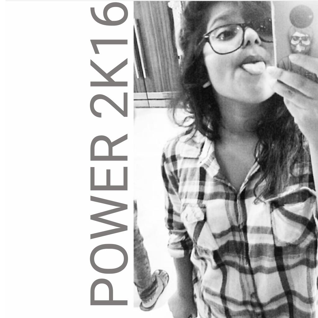 kritikaadaas's tweet photo. #newyear #newyearspost #latepot #power2k16 https://t.co/zf97NJmNQF