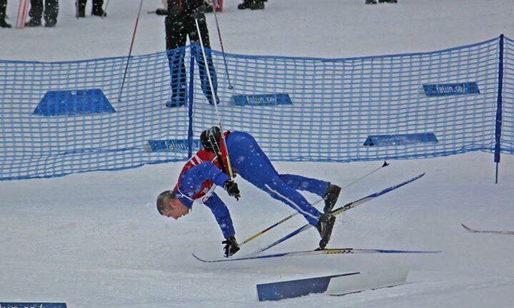 ThornViktor's tweet photo. Att det "hugger" lite under skidorna har fått en helt ny betydelse. https://t.co/aAdii9uDuH