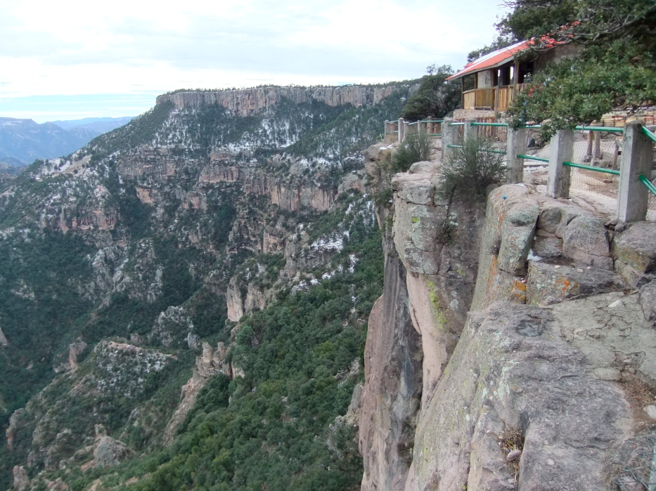 naturalist4you's tweet photo. #highlight2015 #December #roadtrip El Divisadero, Barranca del Cobre, #Chihuahua #Mexico https://t.co/bxnlVm1AtW https://t.co/2WaE3eZlbk