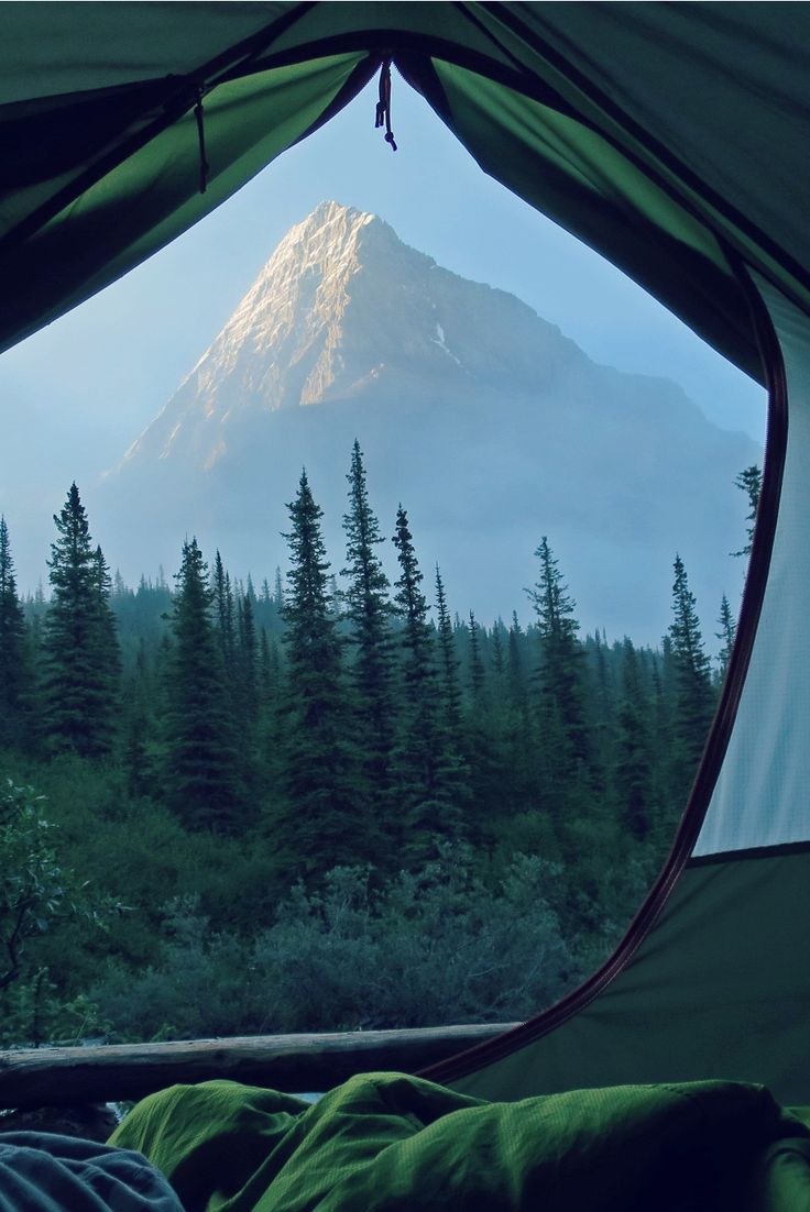 HikingViews's tweet photo. The morning view I would've rather had. https://t.co/F9a5W9rjih