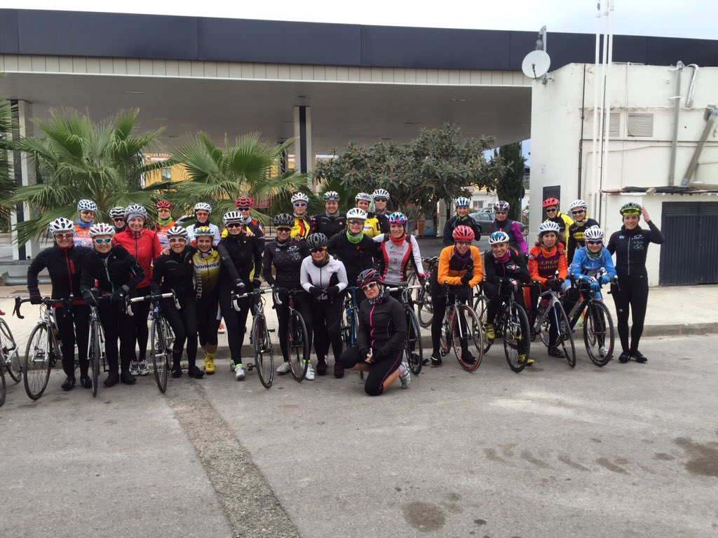 Tandem_Magazine's tweet photo. Ciclismo femenino y del bueno hoy en la provincia de #Castellón!! Esto es el principio de @Tandem_Magazine!! https://t.co/9LaVm5IV2s
