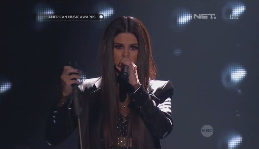 LelaLelelela's tweet image. &quot;@netmediatama: Selena Gomez seperti biasa, tampil memukau ya... #AMAs2015OnNET https://t.co/rn2tzKcktb&quot;