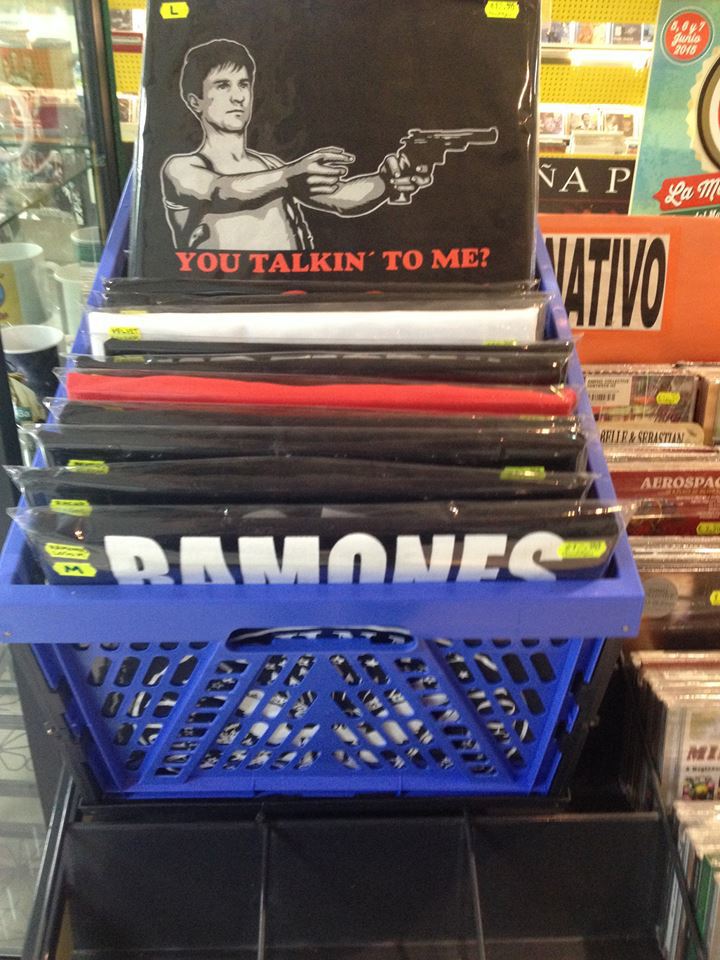 Top 10 Superventas Diciembre y Enero 2016 Discos Candilejas. discoscandilejas.com/top-10-superve…