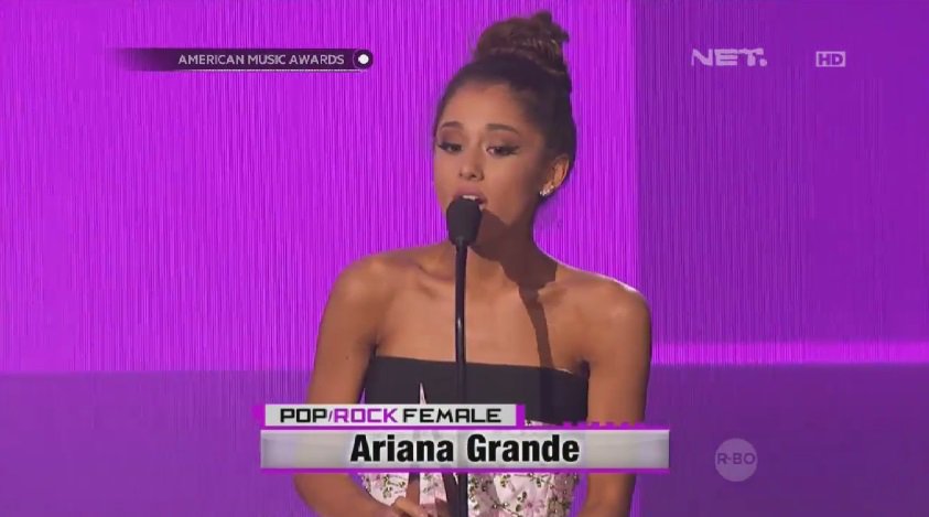 IamStylik's tweet image. Love ya 💜 &quot;@netmediatama: For Pop/Rock Female Artist of the Year, the AMA goes to.. Ariana Grande! #AMAs2015OnNET https://t.co/rs3HygIS5I&quot;