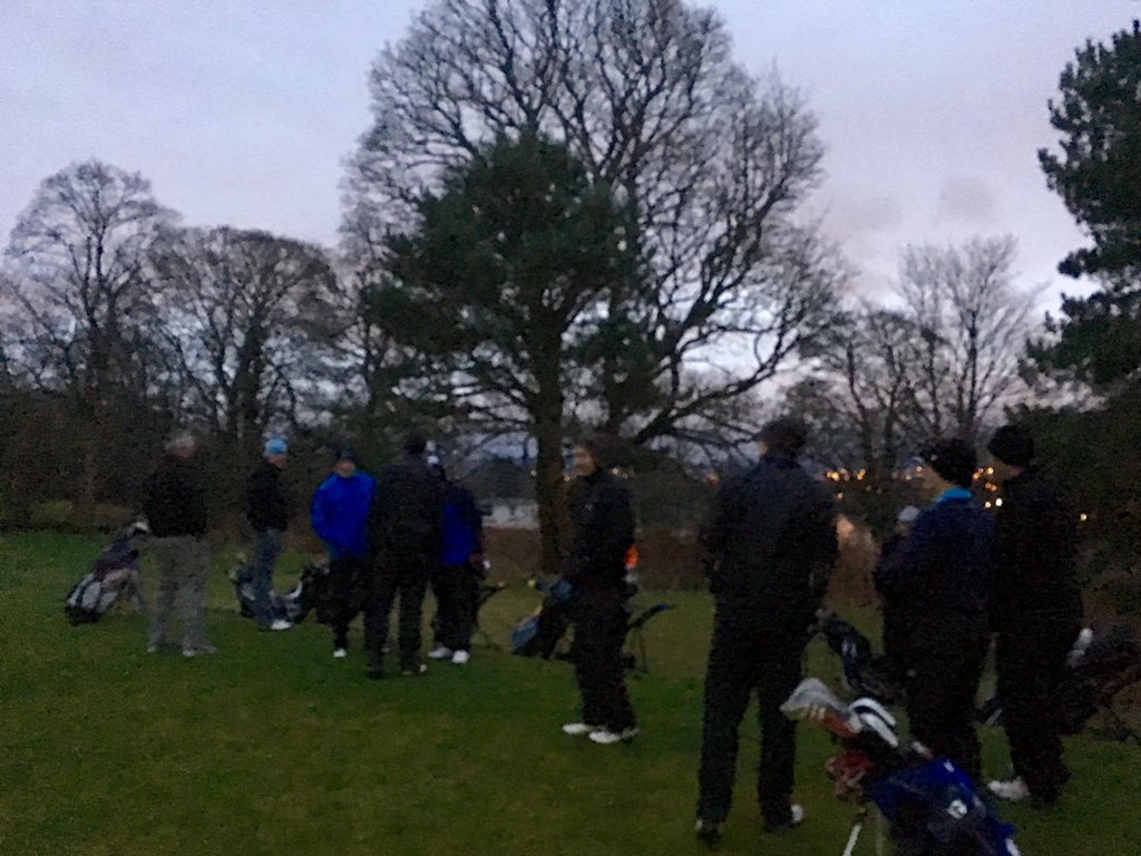 philipmackay's tweet photo. @ferenezegc , 1st Sunday sweep of 2016. Great turnout of 18 players. #bestviewsingolf https://t.co/3gStEFu85C
