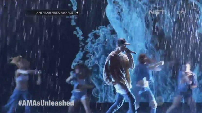 a_gilaa's tweet image. SORRY.... RT&quot;@netmediatama: Ayo, nyanyi bareng! &quot;Is too late now to say...?&quot; #AMAs2015OnNET https://t.co/h8rVahVfHE&quot;