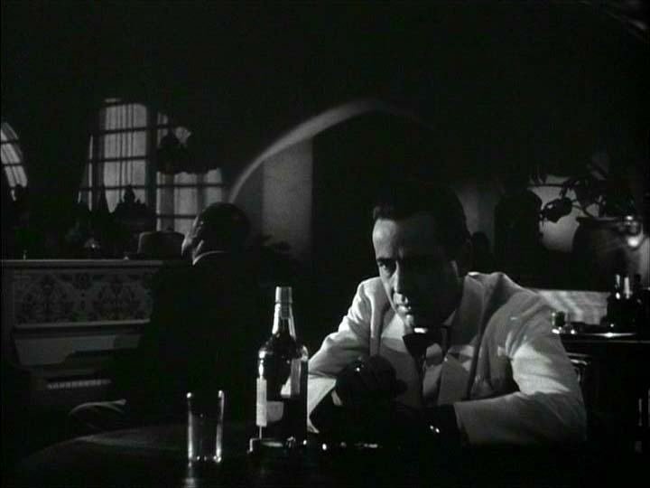 "Of all the gin joints in all the towns in all the world, she walks into mine."
#2016

youtube.com/watch?v=WgUBjm…