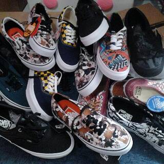 Vansnya monggo!Size &amp; price?Ask! <a href="/VYSneakers/">Vans Nike Ventela Original</a> <a href="/GloomyStore__/">IG: gloomystore__</a> <a href="/shoeskit/">IG : Shoeskitroom</a> <a href="/shoes_SPA/">Shoes SPA&Treatment</a> <a href="/WALK_SHOES/">IG : @WALKINGSHOES</a> <a href="/GFR_KiCK/">GARANSI 100%</a> <a href="/great_kicks/">obat ganteng</a>