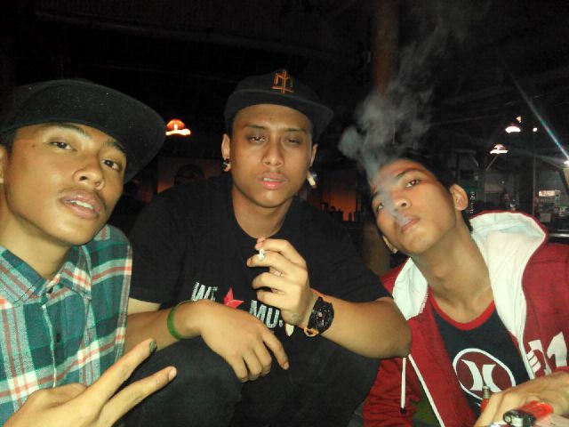 Ngumpul bareng sama temen lama @warkopndhelik yoi banget tempatnya