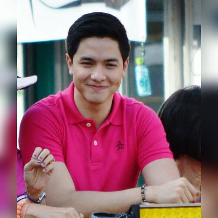 jhencantos02's tweet photo. Grabe sya, sobrang gwapo.. @aldenrichards02 @jeric_3kings @R_FAULKERSoN @escopel_may #Sikhayan2016 #ALDUBSerendipity https://t.co/pSwxN2fKyC