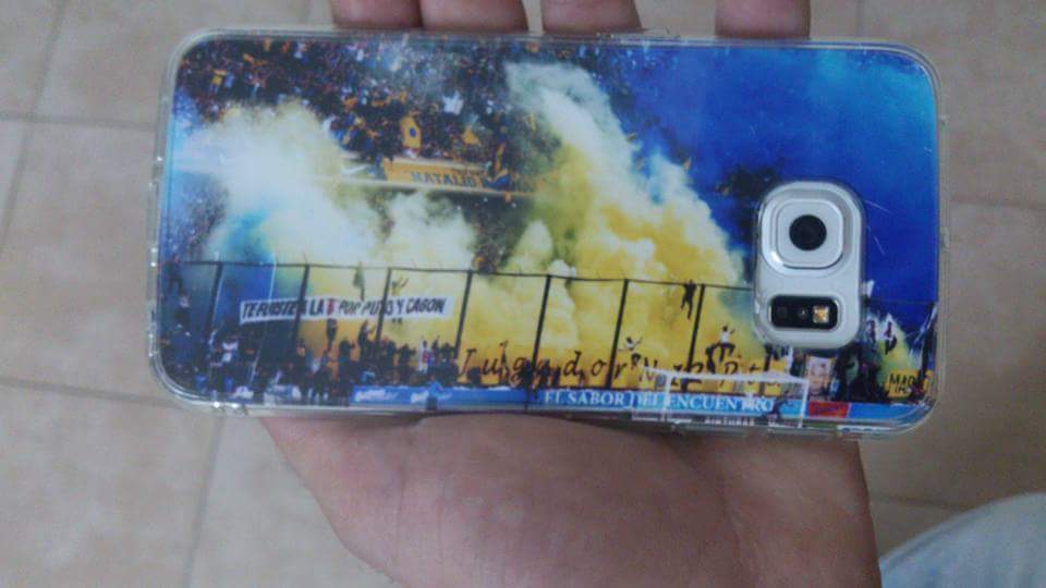 Copiin07's tweet photo. La funda del nuevo celu. 💙💛💙😍 https://t.co/9fN4WZ6FdP