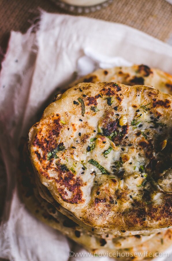 IndianCravings's tweet image. Amritsari Kulcha