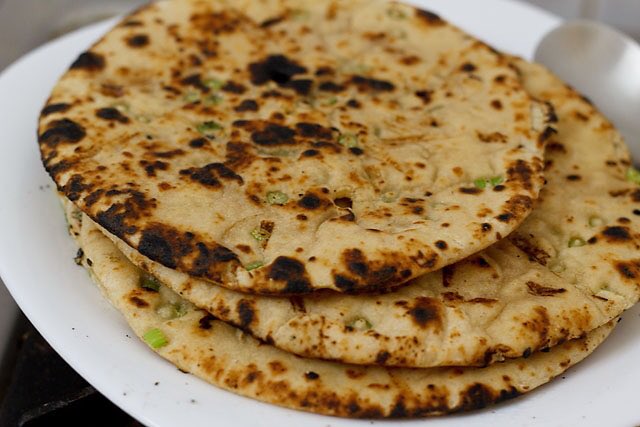 IndianCravings's tweet image. Amritsari Kulcha