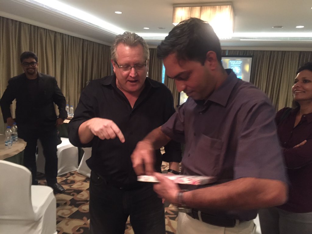 markwschaefer's tweet image. +1 RT @sureshbabu_: with @markwschaefer in Bangalore author, speaker #contentcode @MSOpinion @BharaniTalks @eric