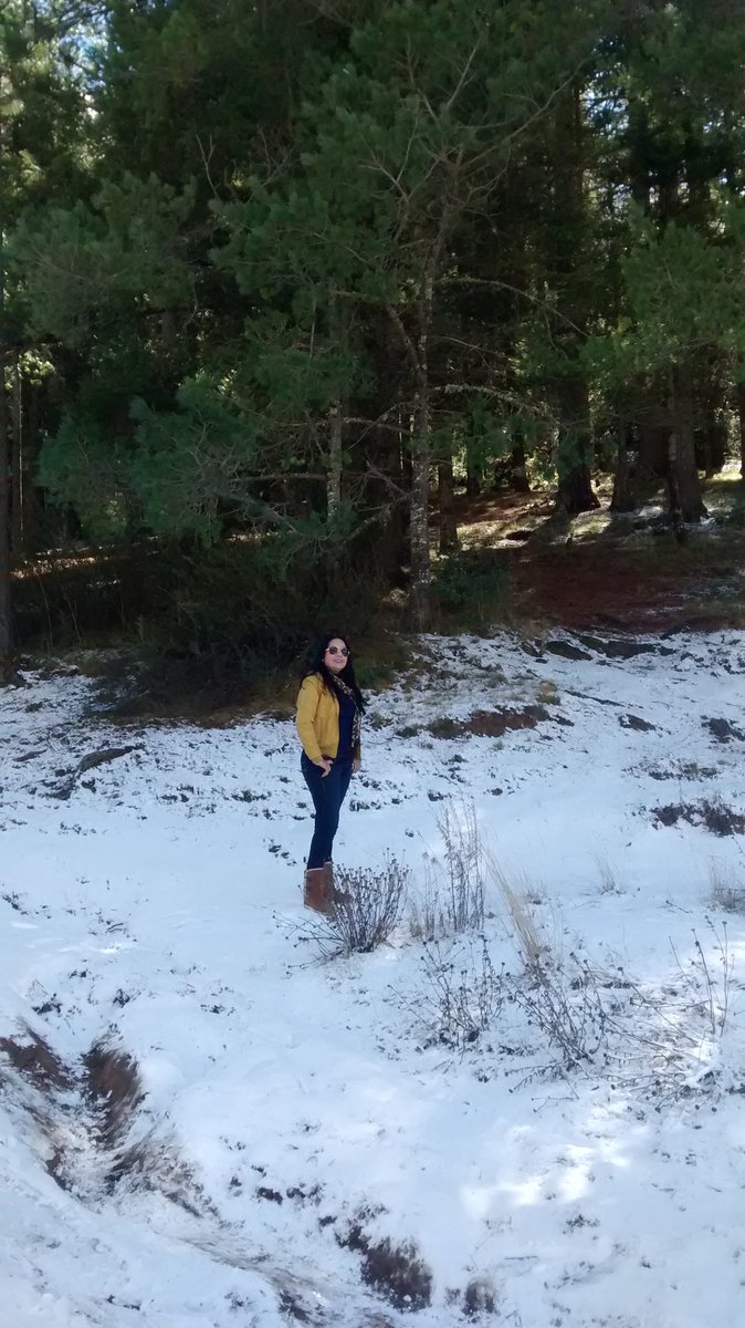 BOLVEDA's tweet photo. #nieve #monterreal #feliz 😘💞😘😍😀❄⛄❄⛄🆒🆗 https://t.co/2zt2DOu8YK