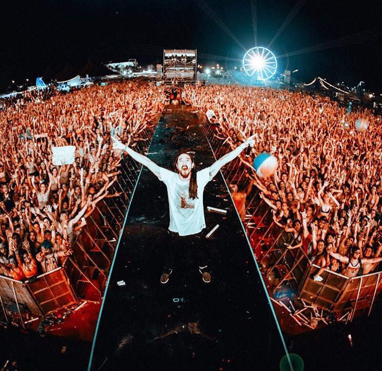 Ride or die. #LifeInColor tag your 🍙🍙🍙 https://t.co/onkS1UaL38