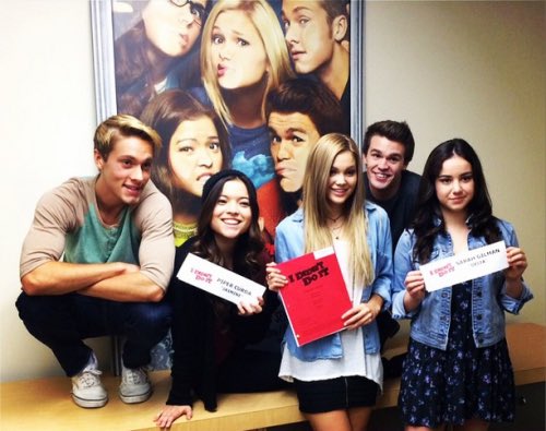laurenftaspyn's tweet photo. #2YearsOfIDDI 😩❤️ https://t.co/EI8Q0mH51w