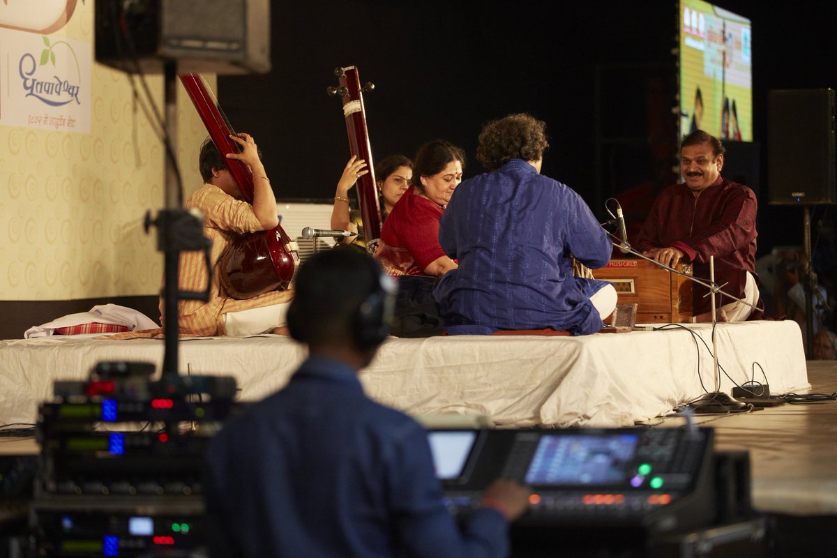 devpangarkar's tweet image. Smt.Shubha Mudgalji.