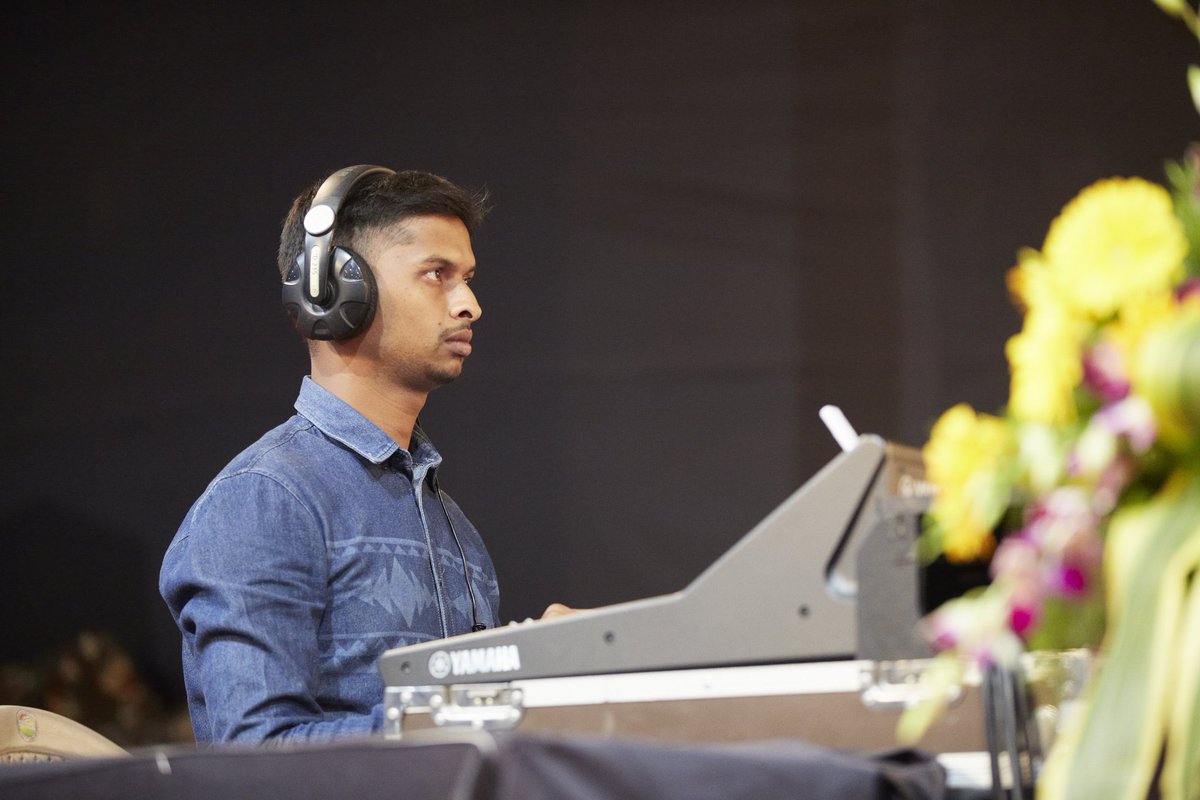 devpangarkar's tweet image. 