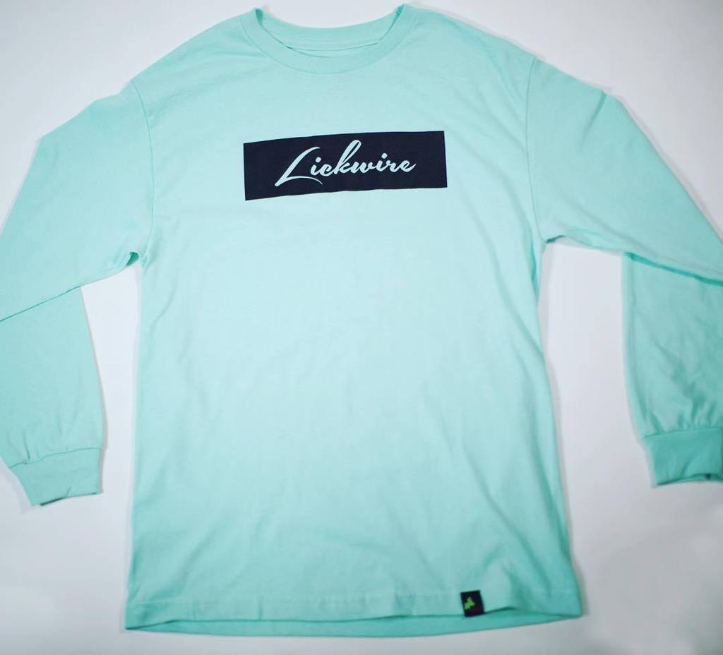 lickwireops's tweet photo. We've got these left in XL! They fit great if you usually wear a large. Grab one before th… https://t.co/OEl7wSsoD1 https://t.co/DaqhT0hjVP