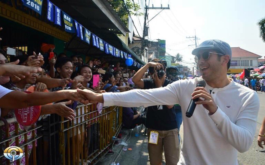 GERALDAngels's tweet photo. Gerald Anderson on #Sikhayan2016 @sikhayanfestival https://t.co/psPGz45Ds7