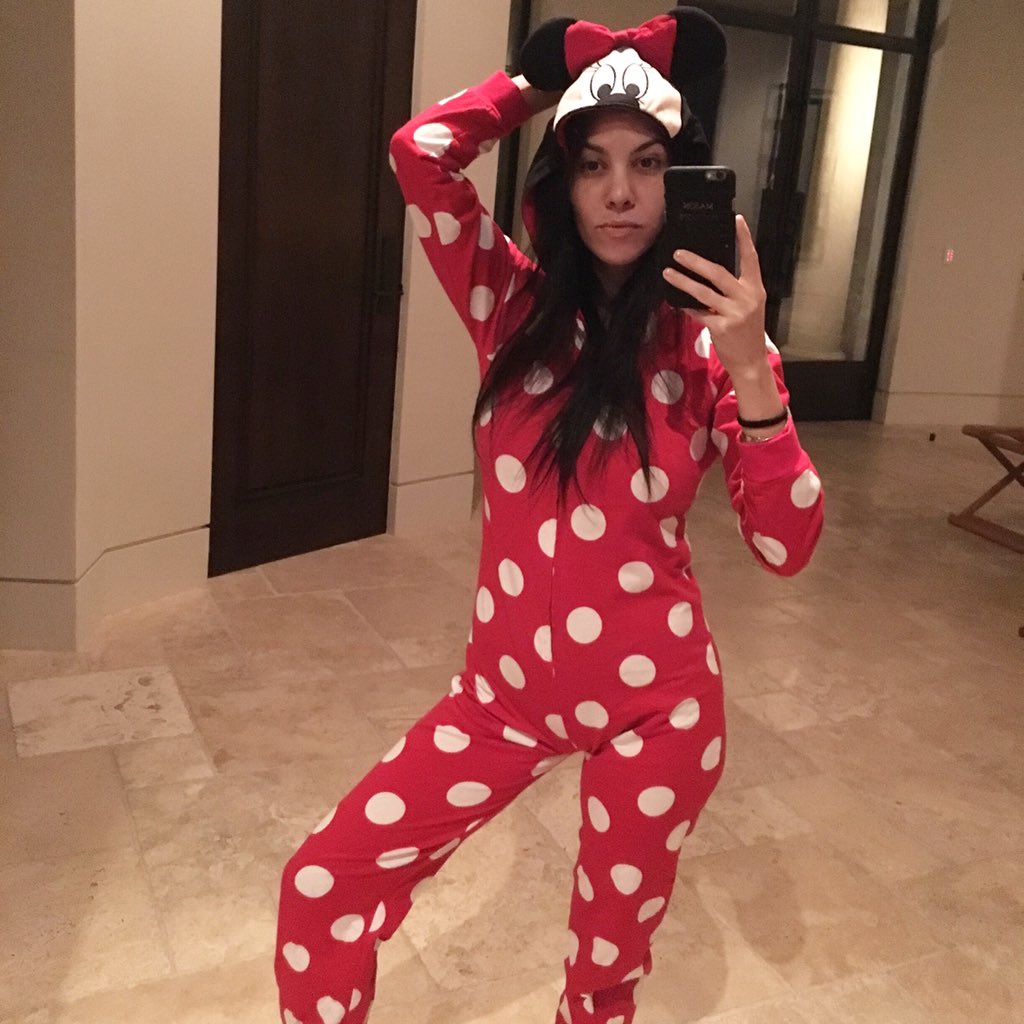 kourtneykardash tweet picture