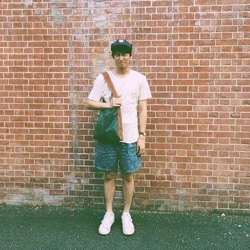 umbara_id's tweet photo. A postcard from Japan #umbaraindonesia #leatherbag #totebag #slimtotebag #tenun  #madeinin… https://t.co/aJDHCMW3Ih https://t.co/fPLpuCPTxw