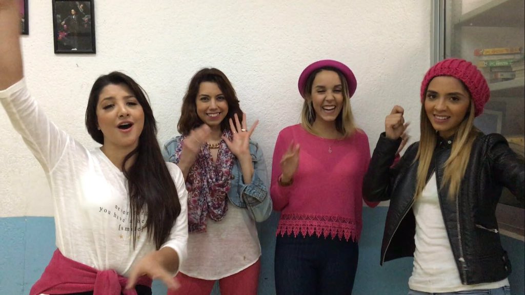 ShankiMusic's tweet photo. Ya listas para el @LunarioMx mañana!!! 😊🙊 ahí nos vemos!!! Besos 😘 #AndoShanki https://t.co/EpRHOxJZi2