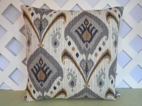 JRsPillows's tweet photo. Ikat Pillow Cover Grey Blue Gold Ivory.. https://t.co/gnnV4zwWxA #Etsy #pottiteam https://t.co/N3VRz44wOK