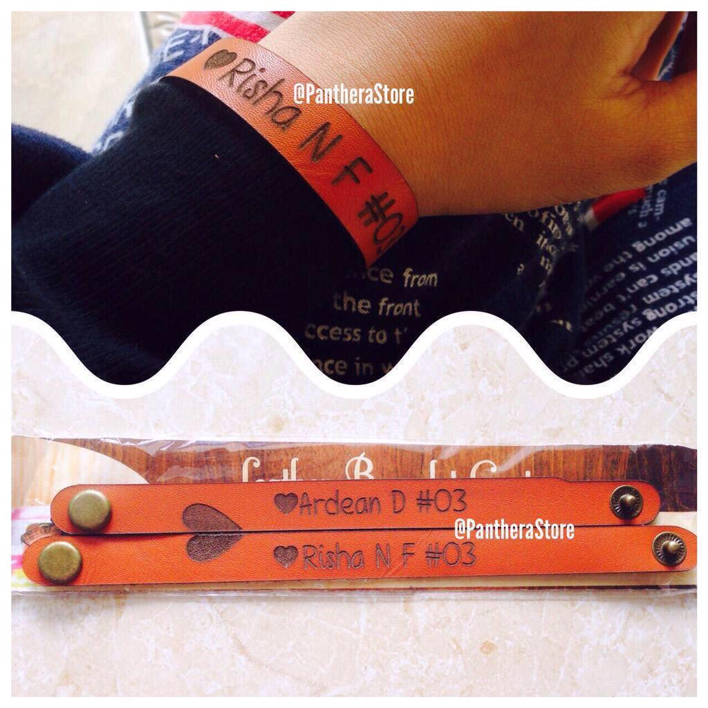 Gelang kulit custom! custom nama kamu&amp;doi disini😍 👉🏻PIN: 5C8EA7D
👉🏻LINE: @avo4345l (PAKE @ YA)
👉🏻WA: 087777795112