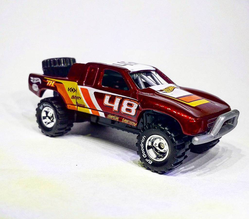 HuppBy2TDs's tweet photo. #HotWheels #SuperTreasureHunt #Toyota #OffRoad #4x4 #JDMred #SuperRed #DCAcrew #HWC_CREW #thatsupercrazynut_cru #Ho… https://t.co/tFd0Hn1KJ2