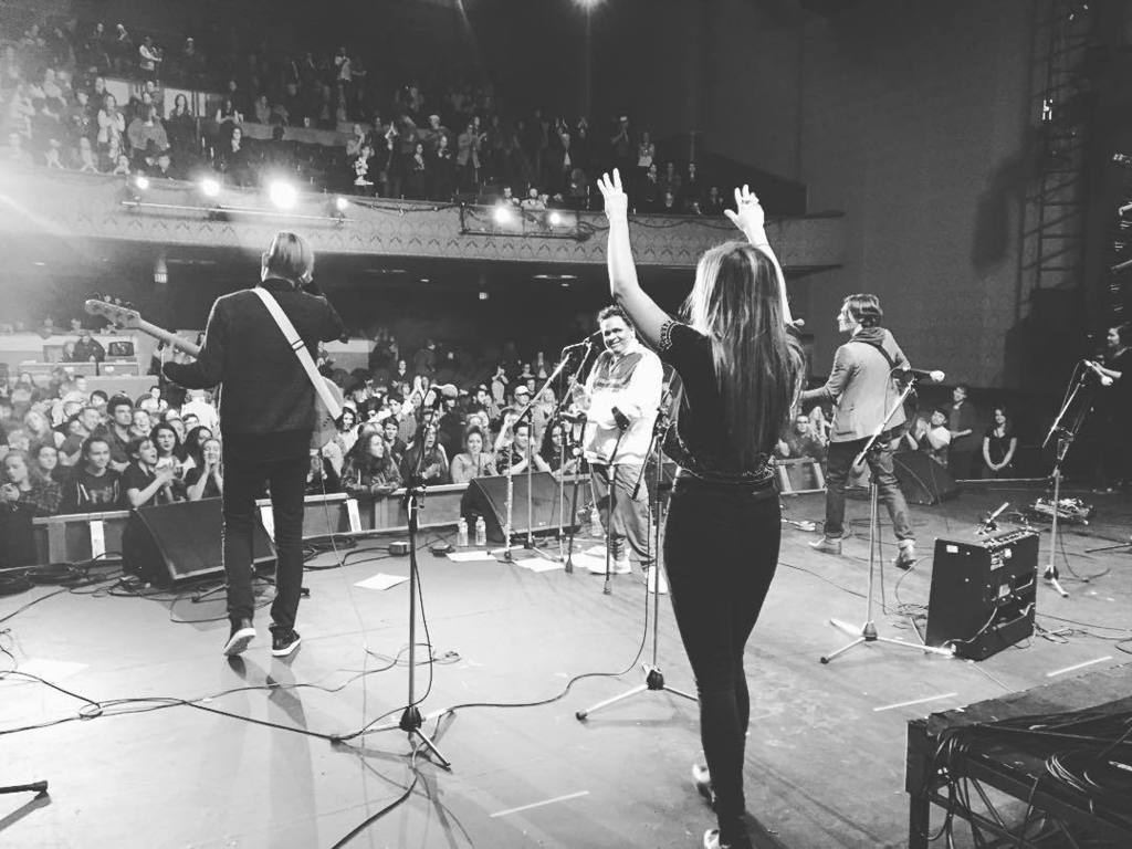 That's a wrap! Thank you for five wonderful years #Vancouver and thanks to the @voguetheat… ift.tt/1Q4zgHT