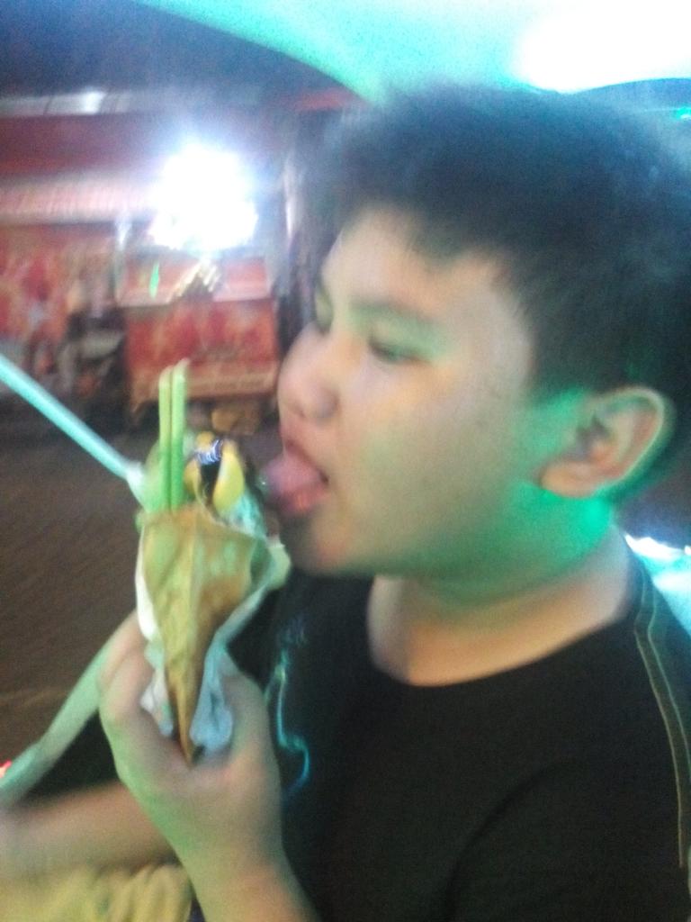 Me and my taiyaki ice cream...yummehhhh #icecreamkorea #bungeopang #taiyakiicecream #semarang