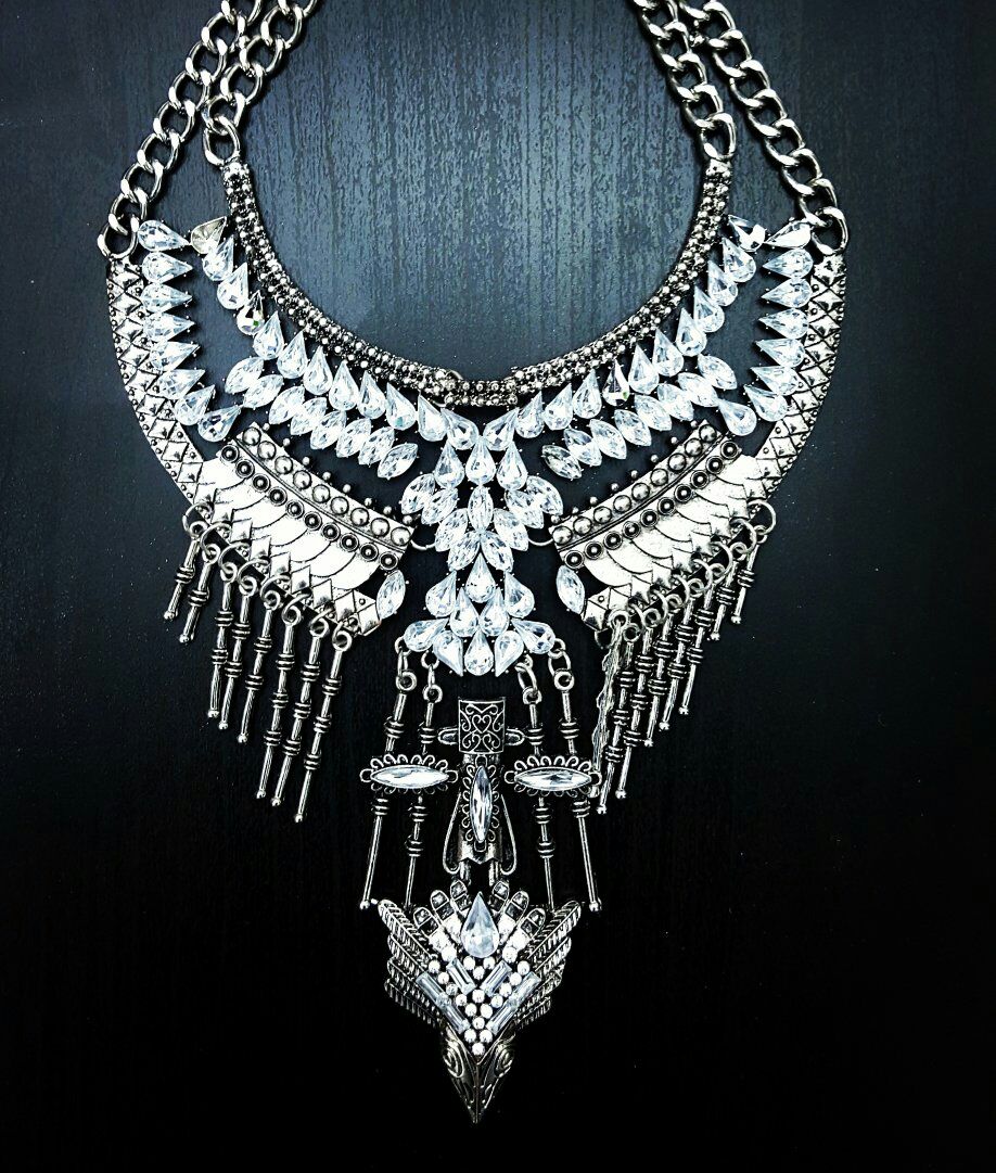Our Saturday Favourite ♡ I S L A ♡ 
Shop now at shopavaaya.com