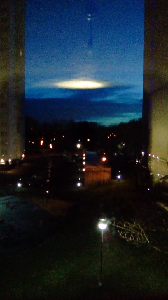 georgettedobso1's tweet photo. Good morning 2 all the photograph of T sky is 4 my window 10mins ago. https://t.co/00ZbAYpKvJ