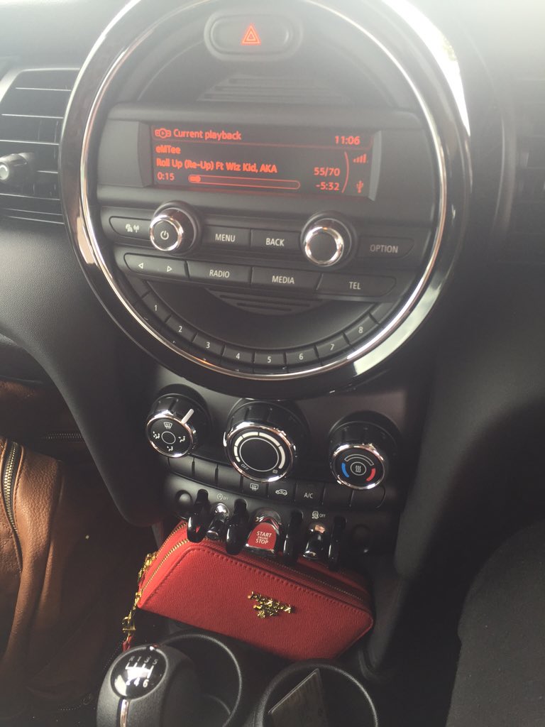 thatdesh's tweet photo. #weekend soundtrack has to include @EmteeSA @akaworldwide https://t.co/OoK7B85ida