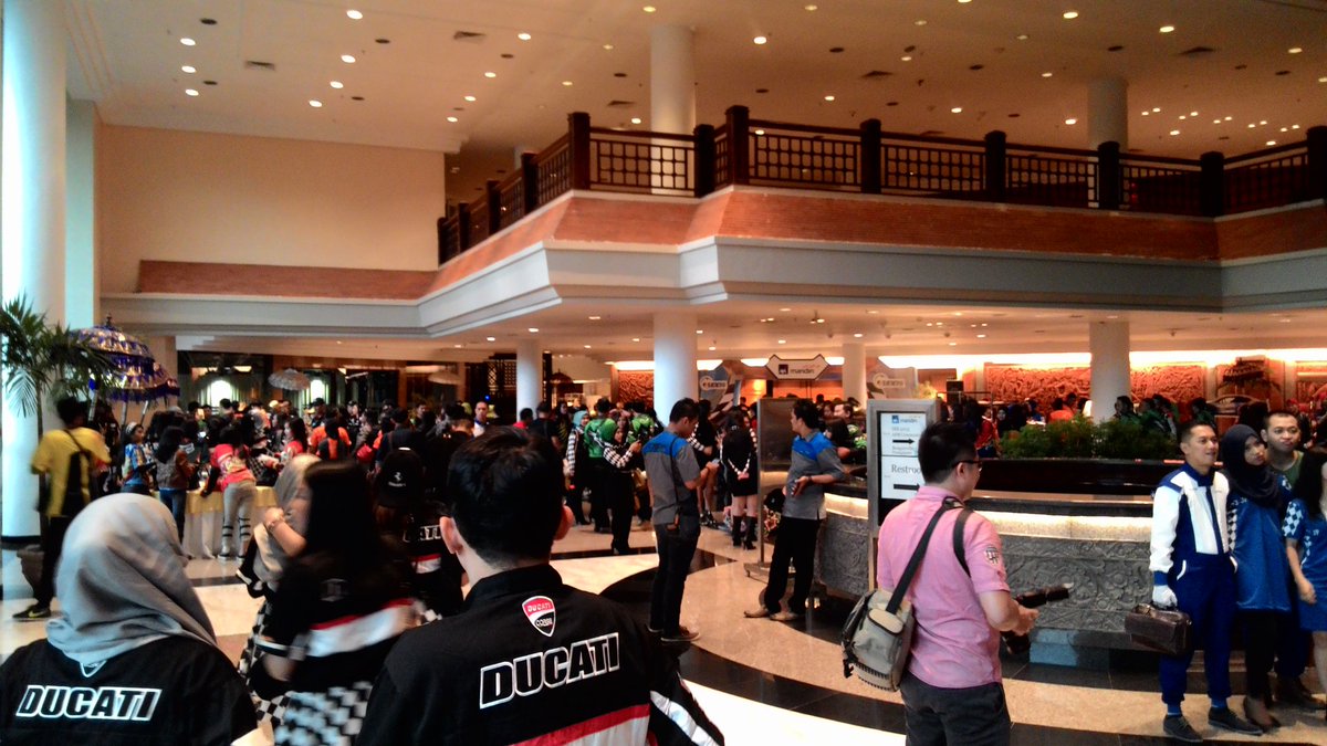 #proudofAxaMandiri #IBB2016 #REGION8 # <a href="/jphvds/">JP Vandenschrick</a> <a href="/tisyediah/">tisye diah retnojati</a> <a href="/joshuarudi/">Joshua Rudi Nugraha</a> <a href="/azsa_saza/">saza</a> #mantapwestinlagi2dibuatpecahhhhh