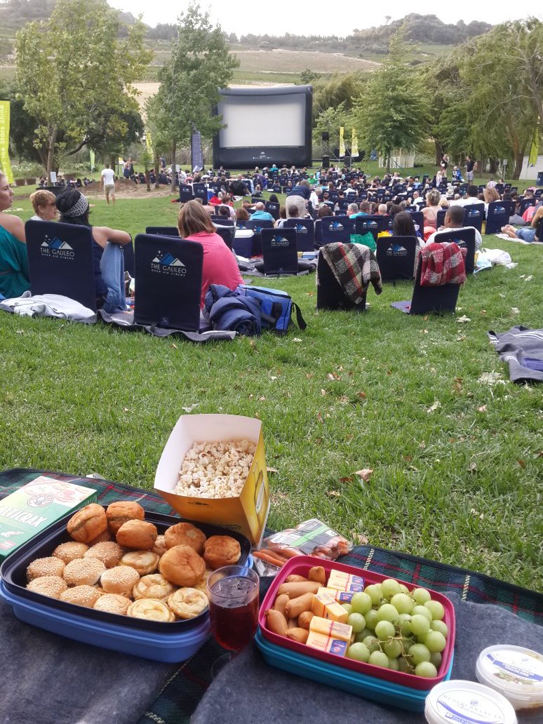 BasilDeswardt's tweet photo. @Galileo_Cinema enjoying the view!+ https://t.co/Y8ftdR2PZd