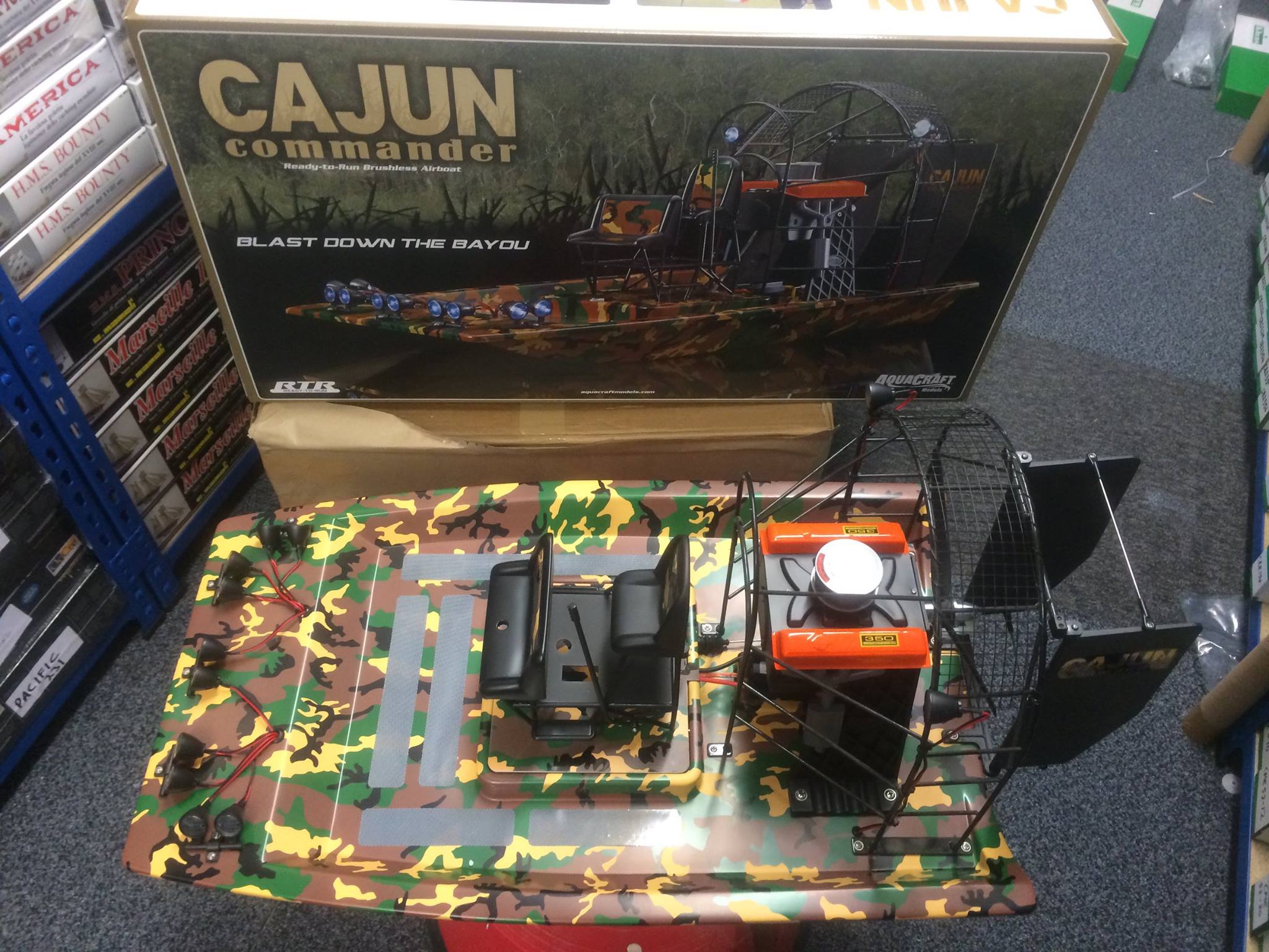 Aquacraft cajun commander brushless top rtr