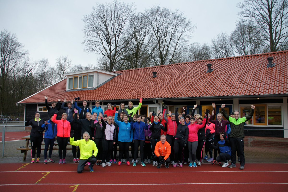 De eerste groepstraining zit erop en was een succes, iedereen heeft de eerste meters kunnen maken. @StarttoRunNL