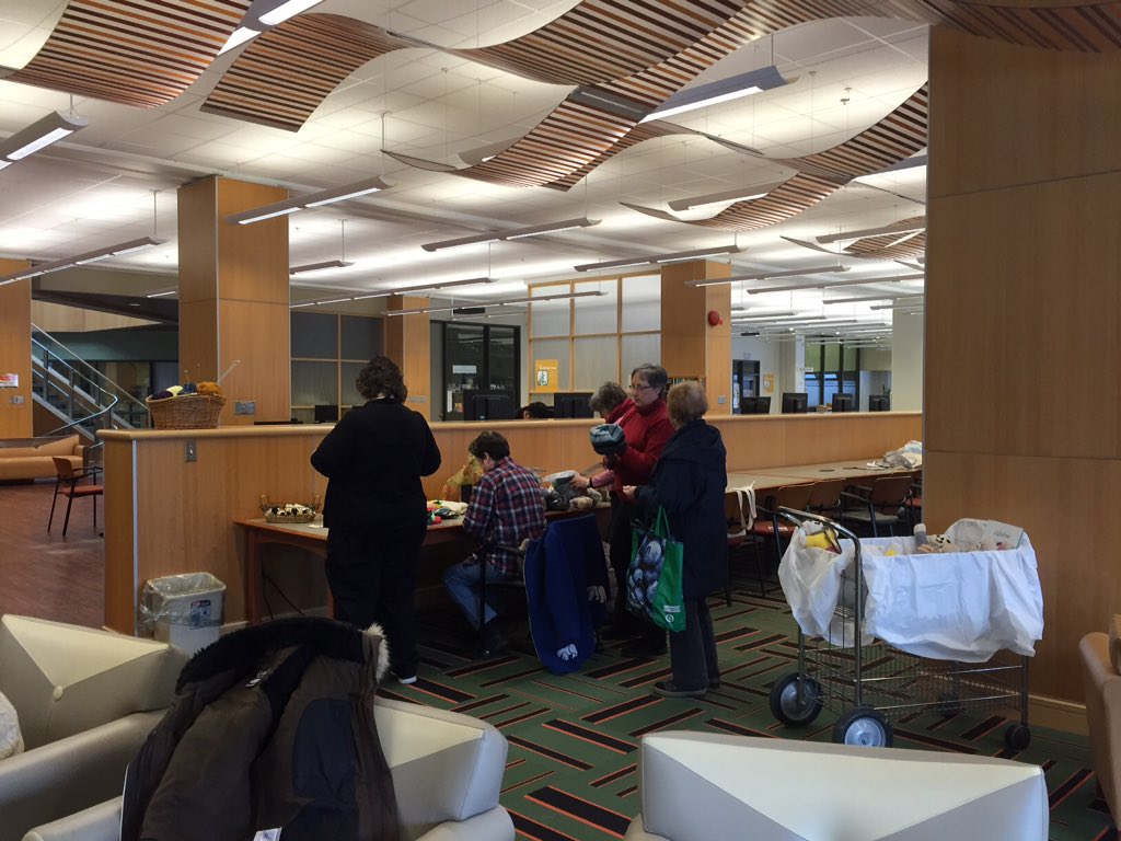 CBU_library's tweet image. Our knitters are eager beavers &amp;amp; have already started! At this rate they will need 2 change the name to #50000tuques