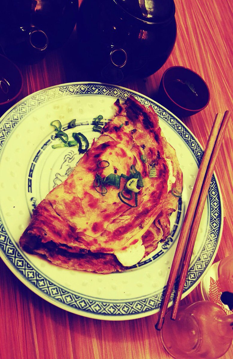 Chinese breakfast. This is how China's food should be presented to the world. With style swarmapp.com/c/5iQaYunA471