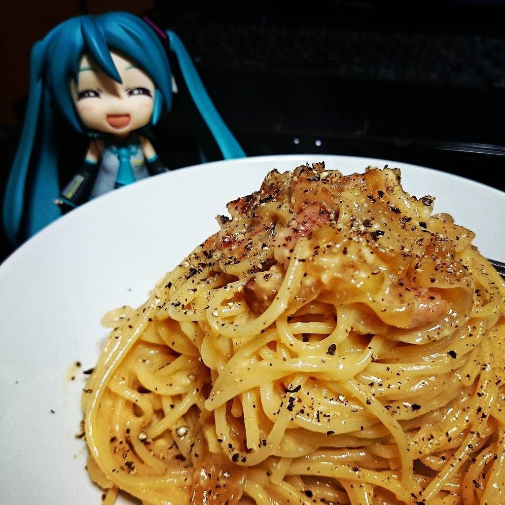 Kiri Byakuya It土方 貧乏人のカルボナーラは全卵でベーコンはペラペラです パスタ 夕飯 孤独飯 男子ごはん 貧乏飯 Nendoroid ねんどろいど T Co 9lmqa6nqzr