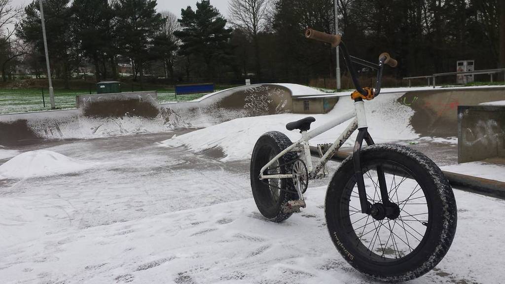 TuttoMTB's tweet photo. mad_max_smith / Took the fat wheel bmx out today :D it's a beast! #fatwheel #wide #widewheel #widebike #fatbike #fa… https://t.co/1RyGPvPGIO