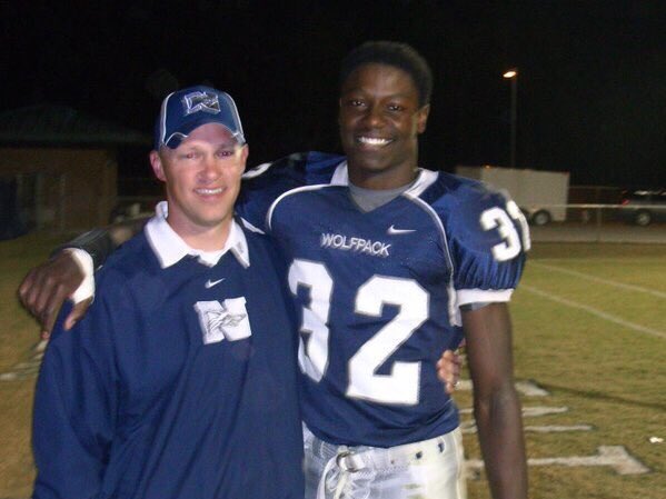 On this night <a href="/_flight17_/">Geyser chính hãng</a> scored 4 TDs. Time to step up again. Let's go <a href="/Chiefs/">Kansas City Chiefs</a>! #KCvsNE